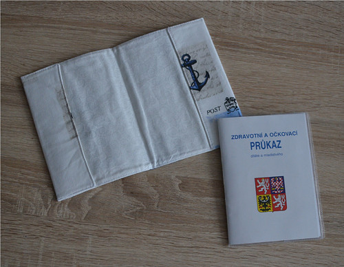 Obal na očkovací průkaz - maják — foto 2