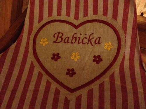 Zástěra pro babičku — foto 4