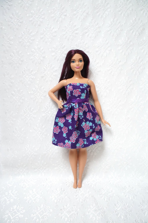 Šaty pro Barbie 2016 - curvy - baculku — foto 2