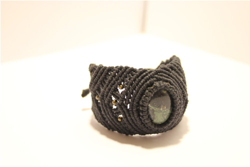 Černý Macramé náramek — foto 3