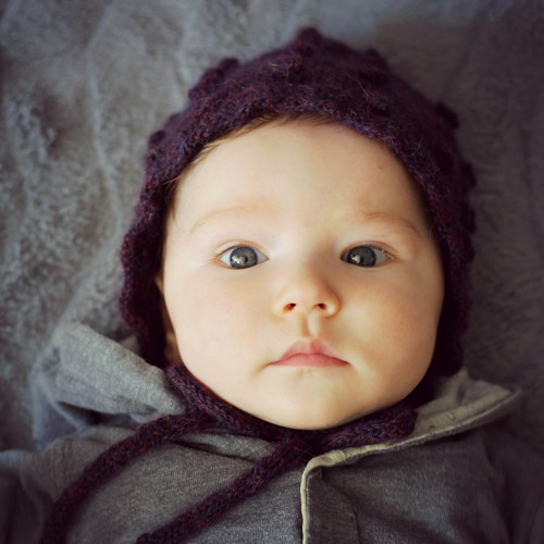 Kojenecká čepička/Bonnet — foto 2