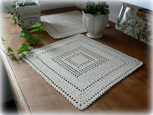 Háčkovaná dečka 30x30 — foto 5