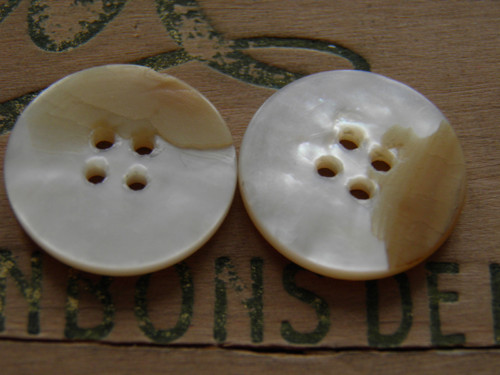 Perleťové knoflíky — foto 2