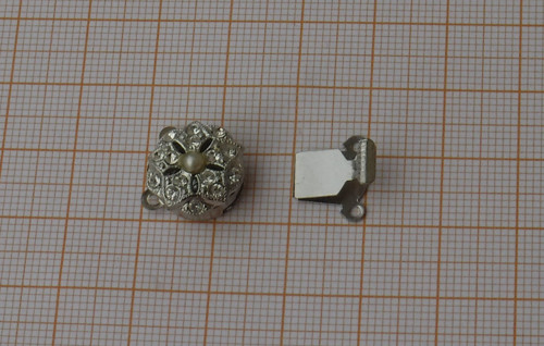 Zapínání — foto 2