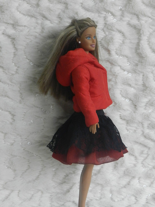 Bundička a sukýnka pro Barbie — foto 2