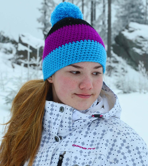 Čepice NEON PURPLE BLUE háčkovaná — foto 4