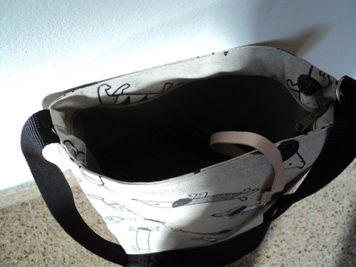 Jezevčíková crossbody — foto 2