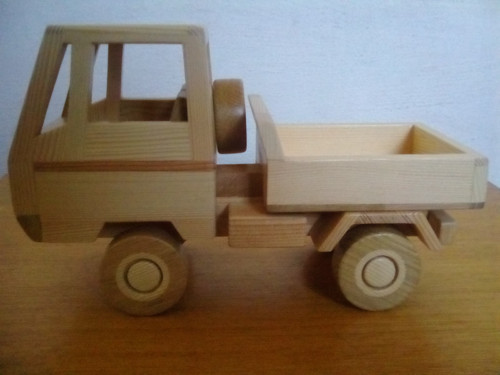 Dřevěné auto — foto 3