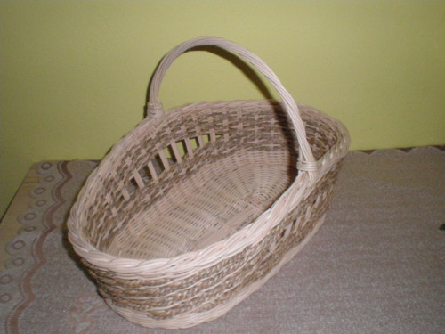 Celopletený košík s elhar — foto 2