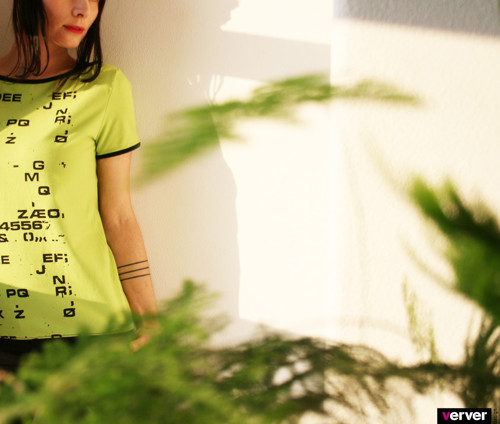 Triko limetkové - "písmo" (M) — foto 4