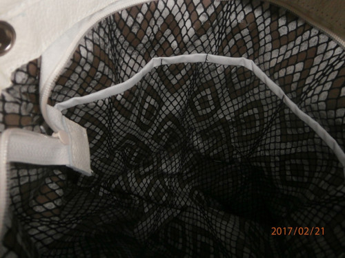 Kožená Kabela-Sm.bílá — foto 2