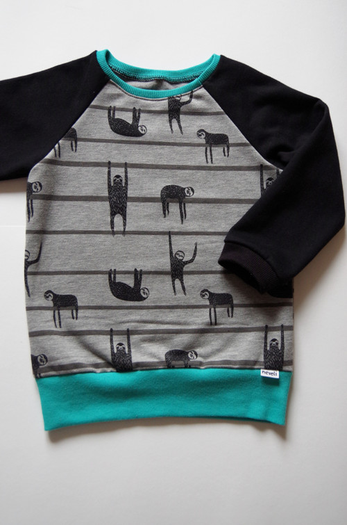 Unisex mikina s lenochody — foto 3
