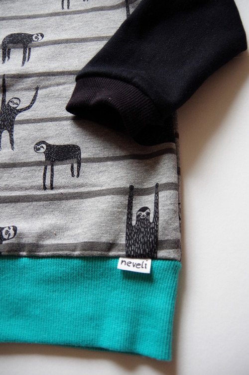 Unisex mikina s lenochody — foto 4