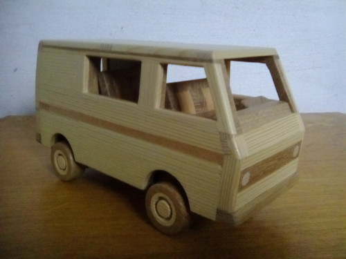 Dřevěné auto — foto 4