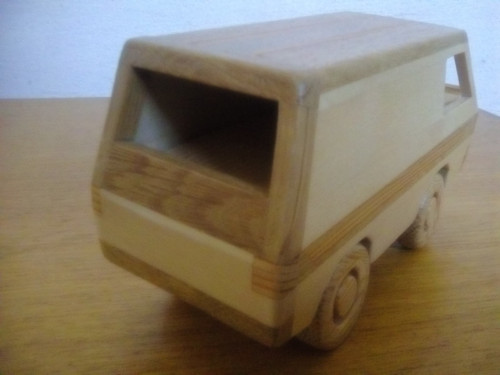 Dřevěné auto — foto 3