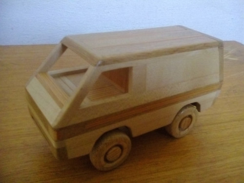 Dřevěné auto — foto 5