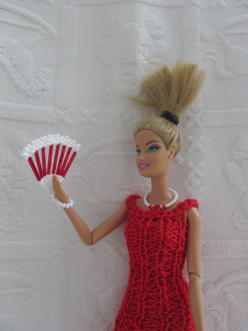Vějíř a náhrdelník pro Barbie — foto 2