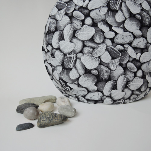 Oblázkový šedý - meditační polštářek — foto 3