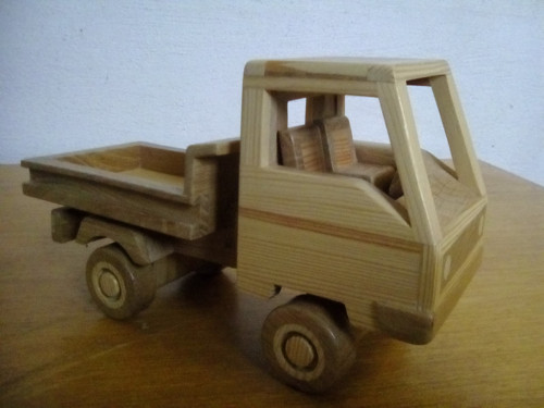 Dřevěné auto — foto 2
