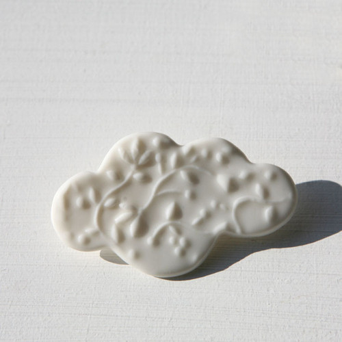 Jako sníh... Oblak (porcelánová brož) — foto 2