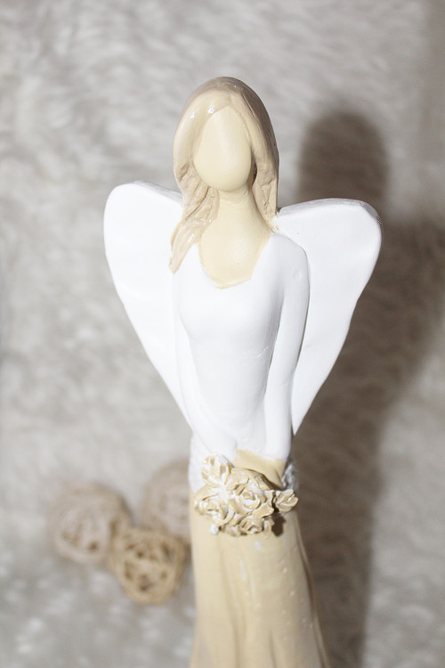 Anděl s kyticí - 36 cm — foto 4