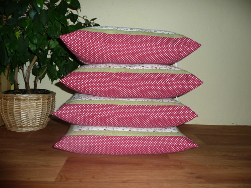Polštářek - kytičky — foto 3