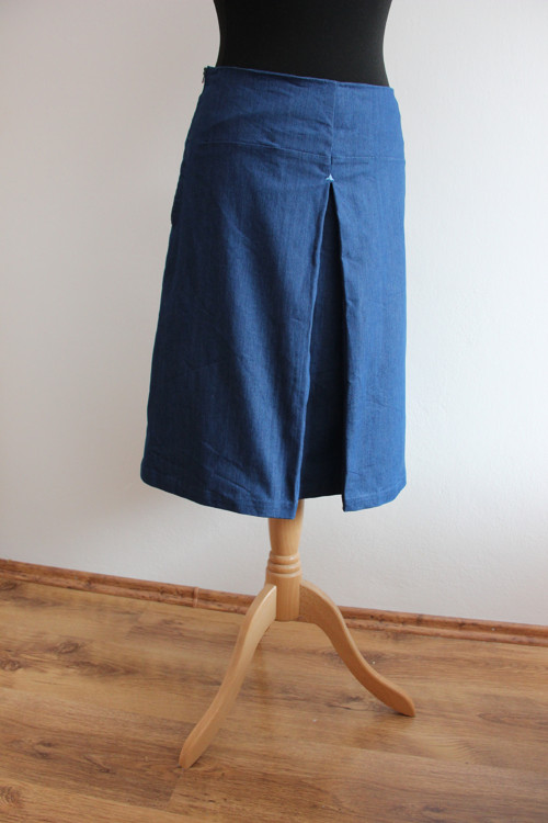 Modrá jeans sukénka pro "letušku" — foto 2