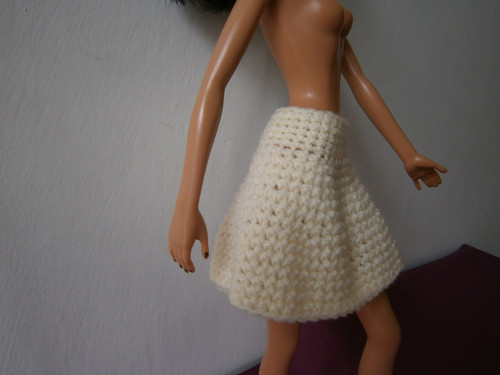 Sukně a tričko na barbie — foto 3