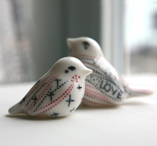 Na parapet...... ptáče (porcelán) — foto 2