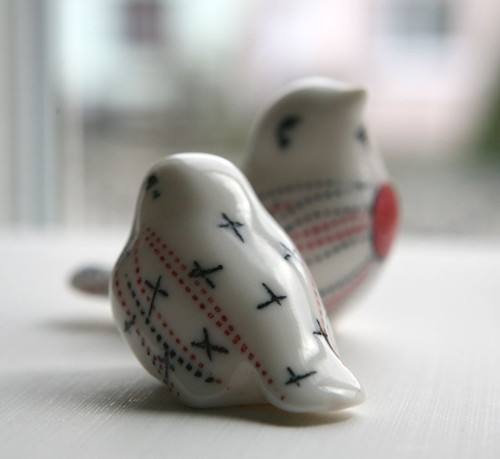 Na parapet...... ptáče (porcelán) — foto 5
