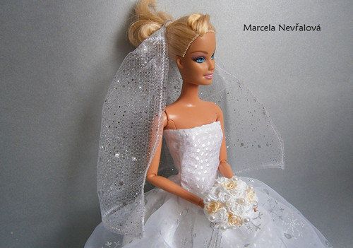 Svatební šaty pro barbie — foto 3