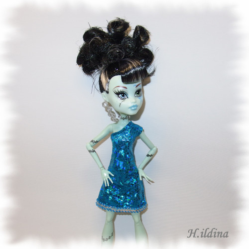 Šatičky STELLA pro panenky MONSTER HIGH — foto 4