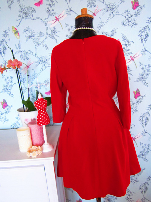 Šaty classic red — foto 4