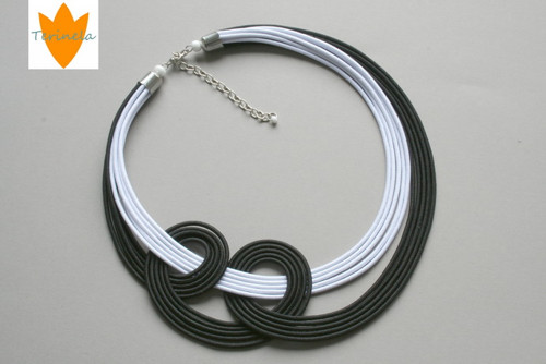 Náhrdelník Black and white © design Terinela — foto 2