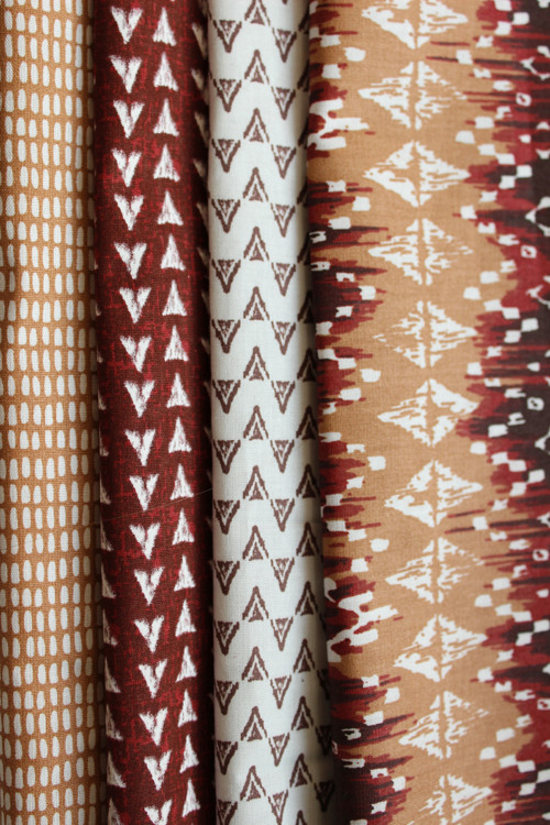 Balíček 4 látek "BATIK HNĚDÝ" — foto 2