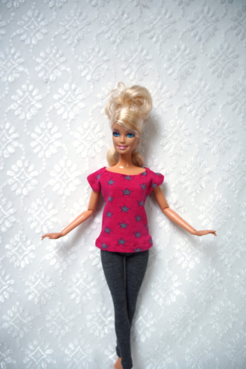 Komplet pro Barbie — foto 2