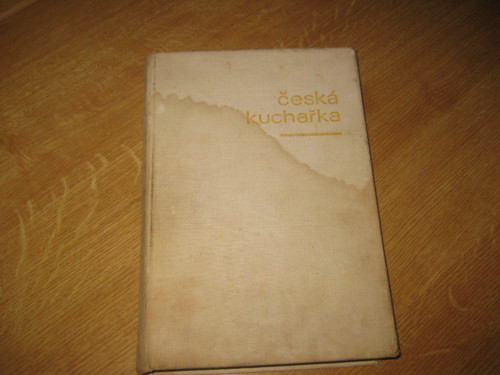 Česká kuchařka-rok 1975 — foto 6