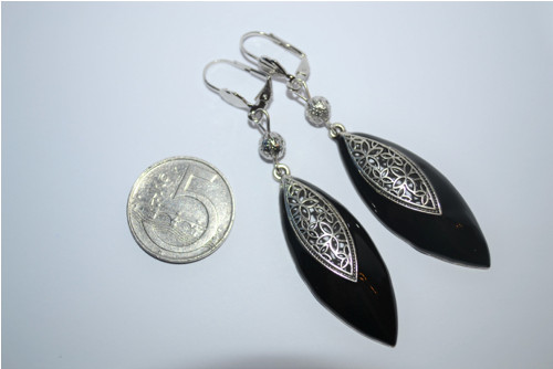 Elegance v černé ... — foto 3