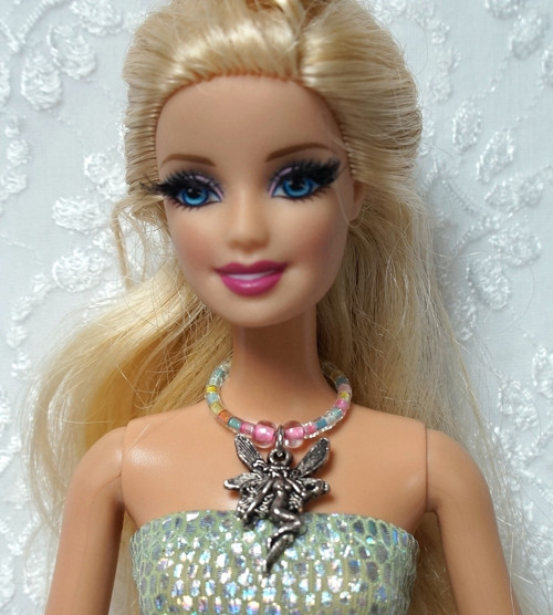 Náhrdelník pro Barbie s vílou — foto 2