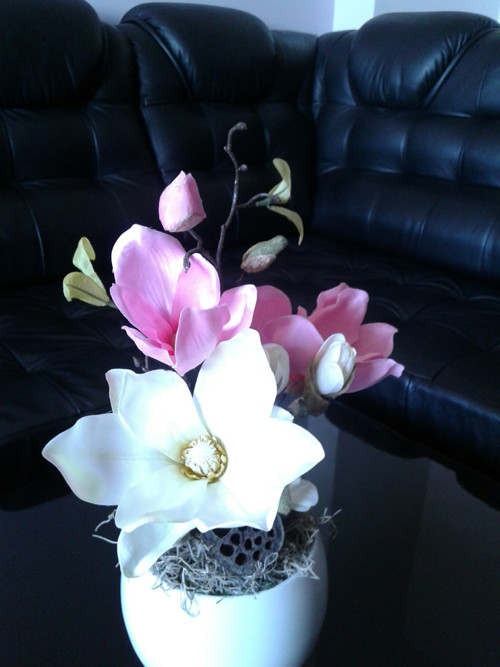 Celoroční dekorace s magnolií — foto 4