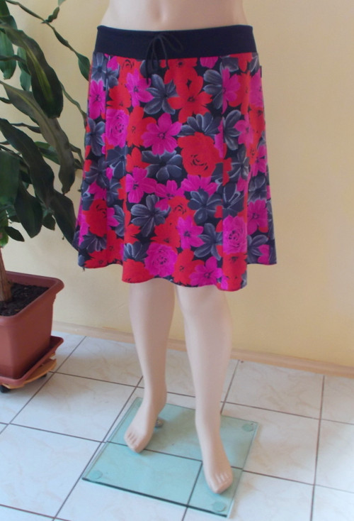 Šestidílná sukně ,,Colors Romance" — foto 3