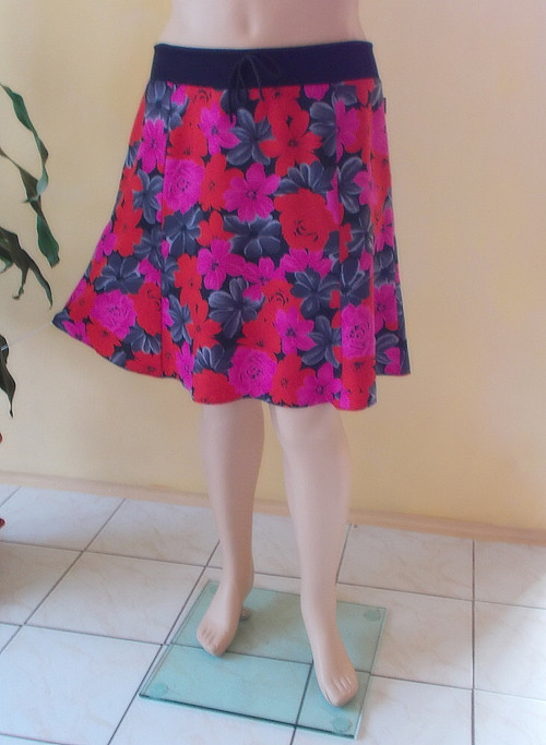 Šestidílná sukně ,,Colors Romance" — foto 4