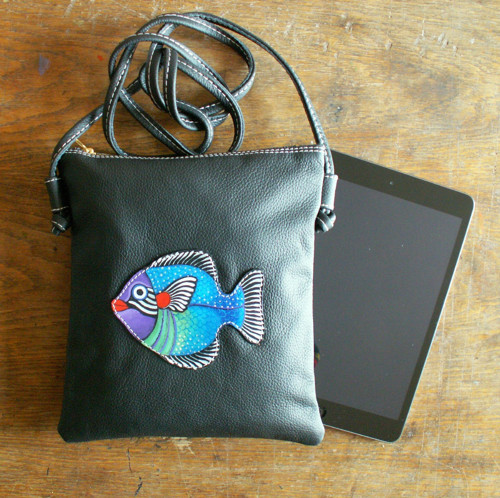 Blue Fish - kožená crossbody taška — foto 5