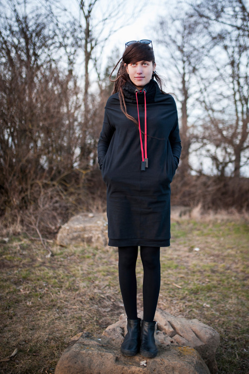 Šaty BAUMWOLLE schwarz — foto 6