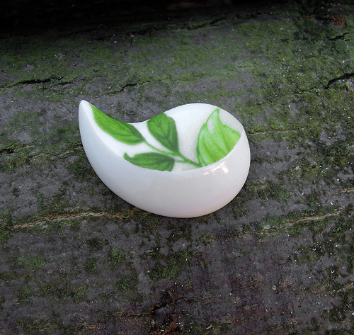 Leaves (porcelánová brož) — foto 2
