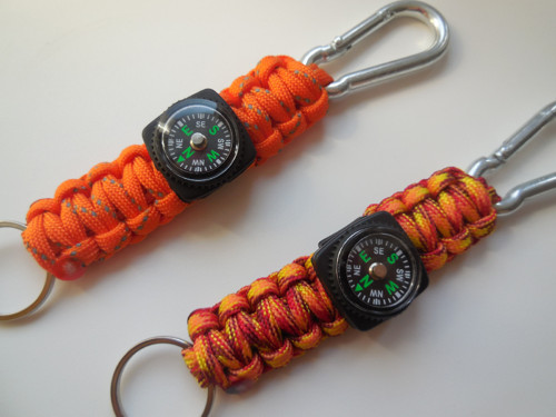 Paracord klíčenka s kompasem — foto 2