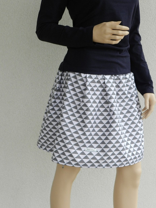 Grey Triangles — foto 5
