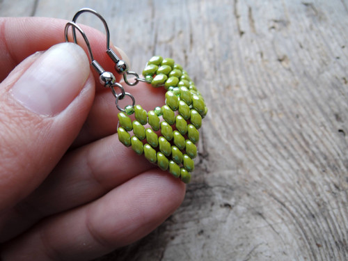 Náušnice Mini Hearts "Olive" — foto 5