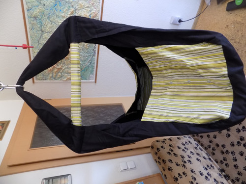 Hacka pro batolata-uzavírat;černá+pruhy — foto 2