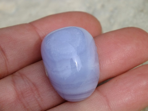 Chalcedon č.K001 - 26x19x12mm — foto 2